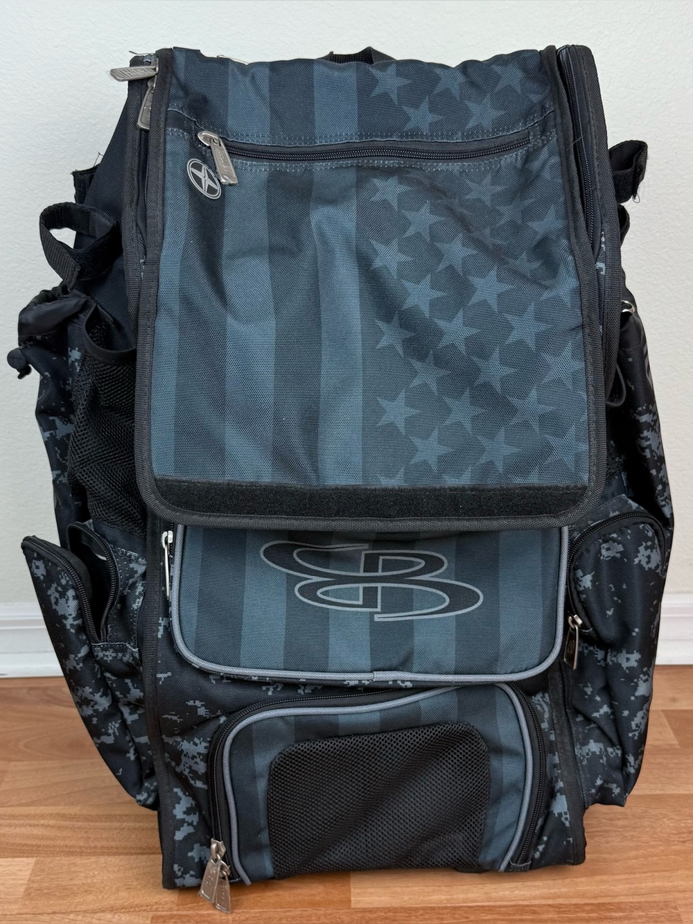 Boombah Superpack Rolling Bat Bag Baseball Softball Dark USA Flag Camo
